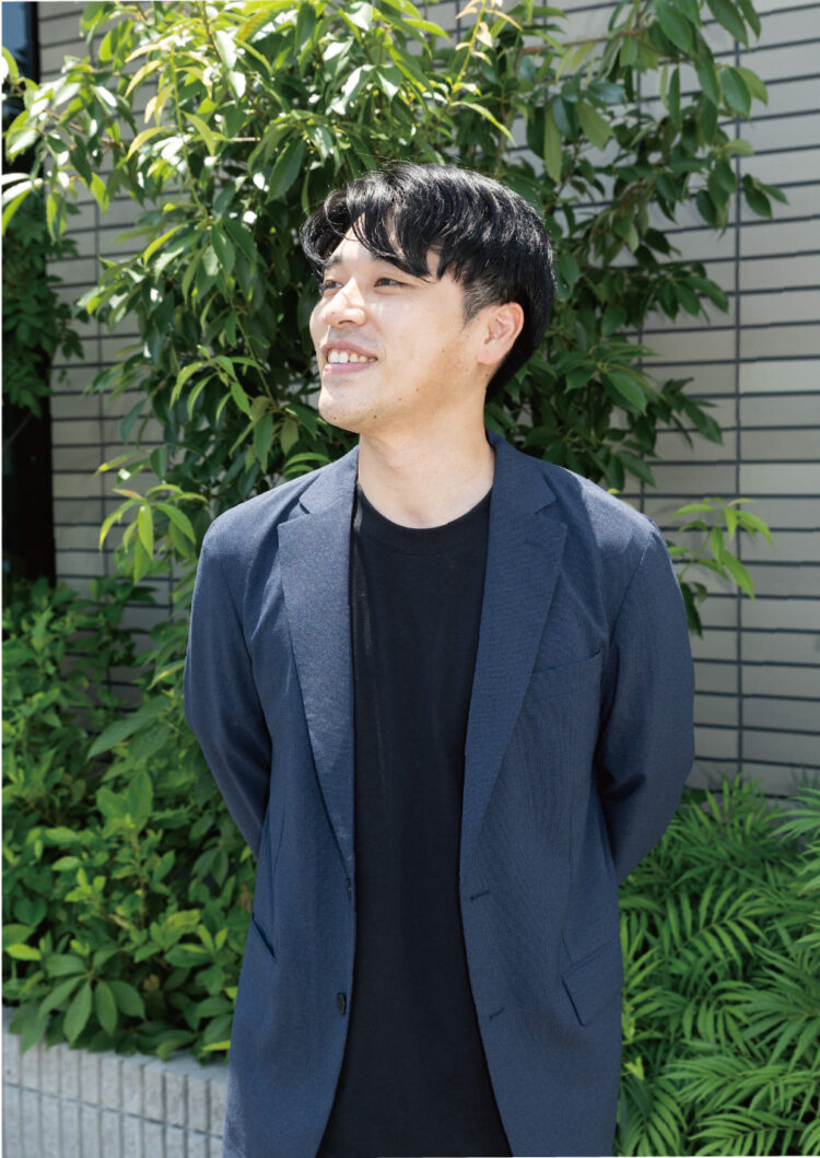 人との縁で、運を繋げる。子ども達と過ごした現場経験を糧に、運営部へとキャリアチェンジ。